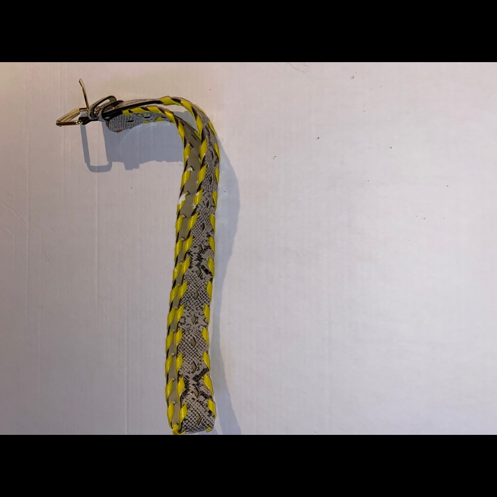 Bcbgmaxazria snakeskin and yellow preowned belt M